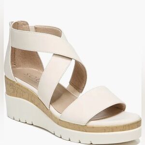 SOUL NATURALIZER Goodtimes Platform Wedge Sandal
Size 7.5 medium